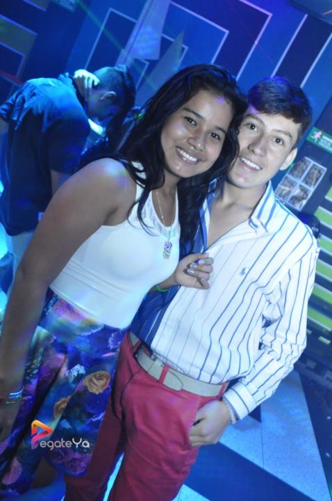 Foto 2 de El Manicomio sábado 06 de junio 2015 en Discoteca El Manicomio Bucaramanga, Bucaramanga