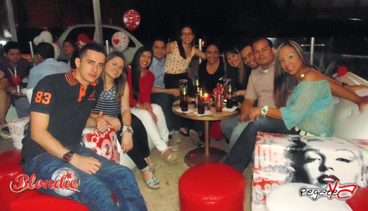 Foto 58 de Blondie - Amor y Amistad en Blondie Bar Cali, Cali