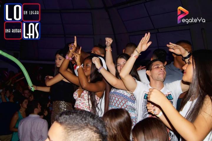 Foto 98 de Lolas Club Menga Cali 2015-12-23 en Lolas Club Menga Cali, Cali