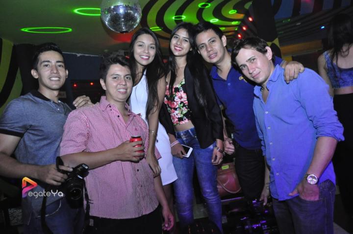 Foto 14 de El Manicomio sábado 25 de abril 2015 en Discoteca El Manicomio Bucaramanga, Bucaramanga