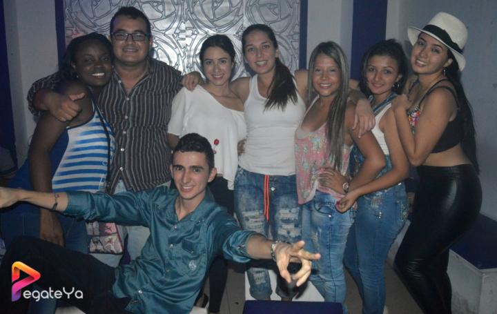 Foto 7 de Ahma Bar - 1er FDS Junio 2015 en Ahma Cali, Cali