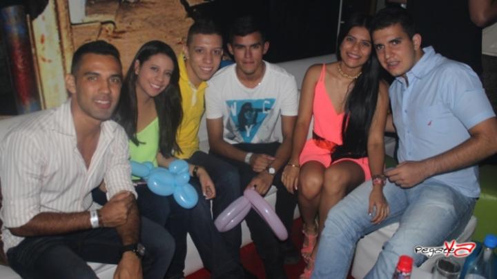 Foto 12 de Favela - 4to FDS Nov 2014 en Favela Club Menga, Cali