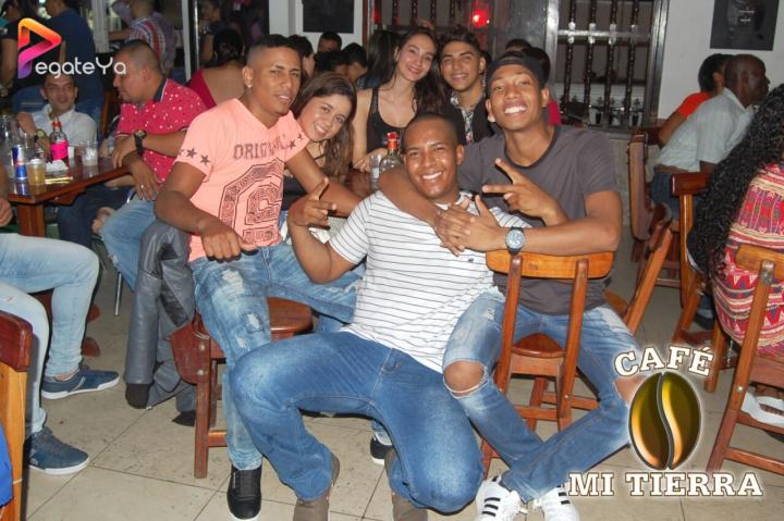 Foto 18 de Cafe mi Tierra - 5to Fds Abril 2016 en Cafe Mi Tierra, Cali