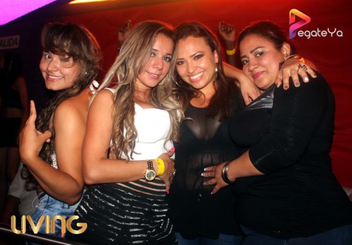 Foto 12 de Living - Oscar D`leon en Living Night Club, Cali