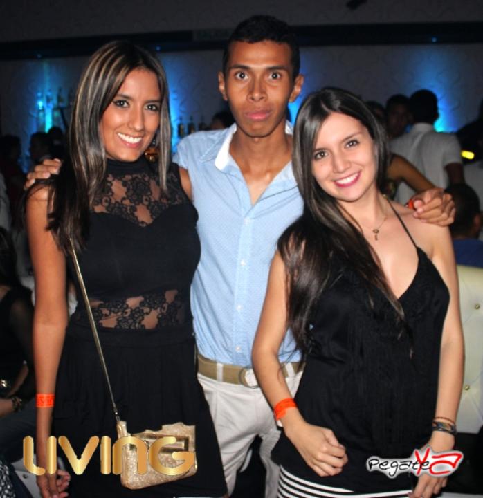 Foto 12 de Living - 1er FDS Nov 2014 en Living Night Club, Cali