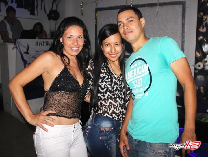 Foto 26 de Ahma Bar - 1er FDS Nov 2014 en Ahma Cali, Cali
