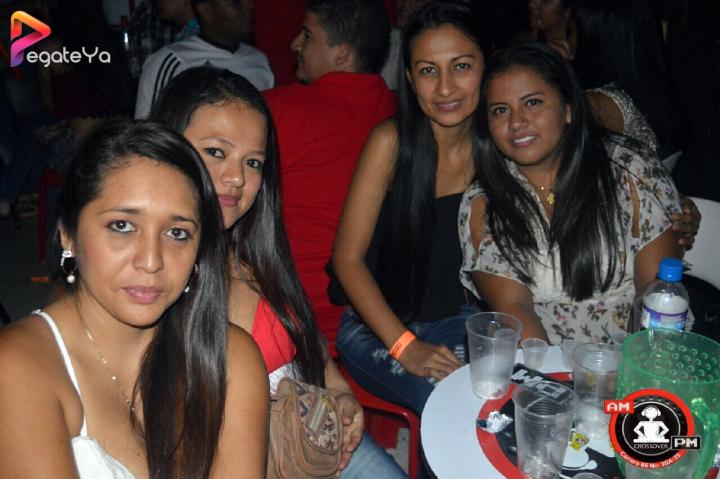 Foto 4 de Ampm Bar - AMOR & AMISTAD 2016 en Am / PM Bar - Cali, Cali