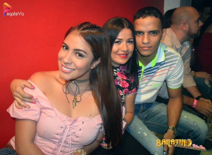 Foto 16 de Bailatino - 3er Fds Junio 2017 en Bailatino - Bar, Cali