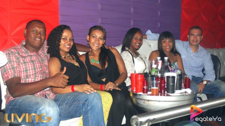 Foto 71 de Living - 2do FDS Abril 2015 en Living Night Club, Cali