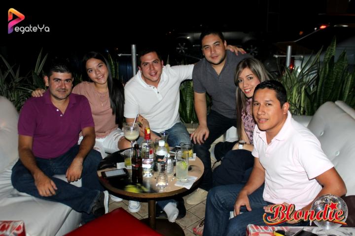 Foto 26 de Blondie - 5to FDS Enero 2016 en Blondie Bar Cali, Cali