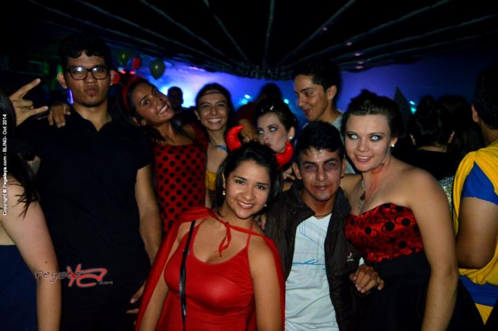 Foto 109 de Bling viernes 31 de octubre de 2014 en Bar Bling Bucaramanga, Bucaramanga