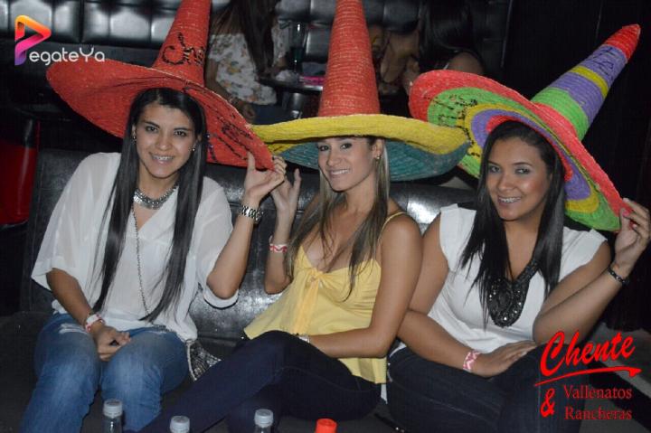 Foto 2 de Chente - 1er 2do FDS Agosto 2016 en CHENTE Vallenatos y Rancheras, Cali