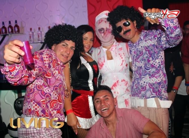 Foto 39 de Living Night Club - Halloween 2014 en Living Night Club, Cali