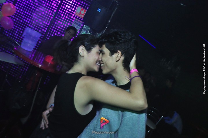 Foto 20 de PISO V - sábado 2 de sep 2017 en Bar Piso V Bucaramanga, Bucaramanga