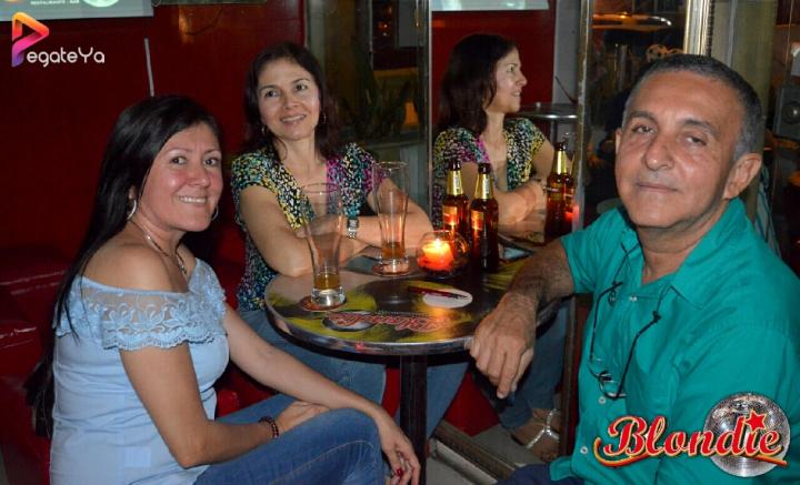 Foto 20 de Blondie - 3er Fds Mayo 2017 en Blondie Bar Cali, Cali
