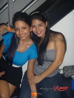 Foto 8 de Febrero 18 y 25 del 2012 en Babel / Barra Libre Cali, Cali