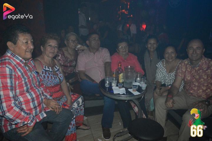 Foto 30 de La lora Bar - AMOR & AMISTAD Sept. 2016 en La Lora Bar, Cali