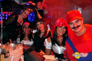 Foto 159 de Mangos Halloween 2011 en Discoteca Mangos Medellin, Medellín