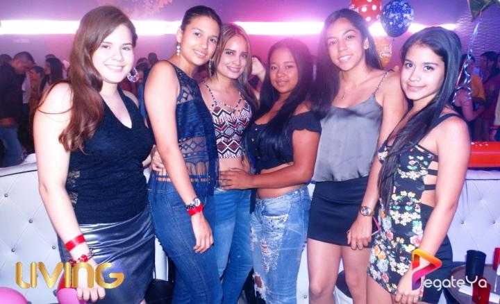 Foto 6 de Living - 4to FDS Marzo 2015 en Living Night Club, Cali