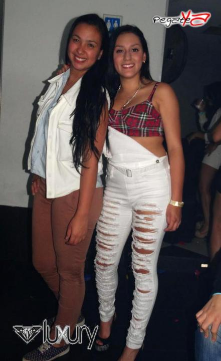 Foto 11 de Luxury - Septiembre 27 en Discoteca Luxury Medellin, Medellín