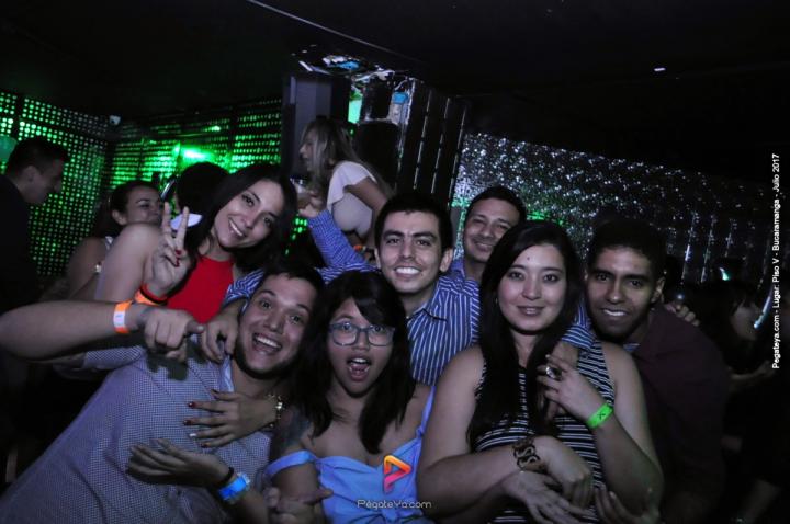 Foto 42 de PISO V - Sábado 5 de julio de 2017 en Bar Piso V Bucaramanga, Bucaramanga