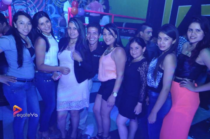 Foto 58 de El Manicomio sábado 30 de mayo 2015 en Discoteca El Manicomio Bucaramanga, Bucaramanga
