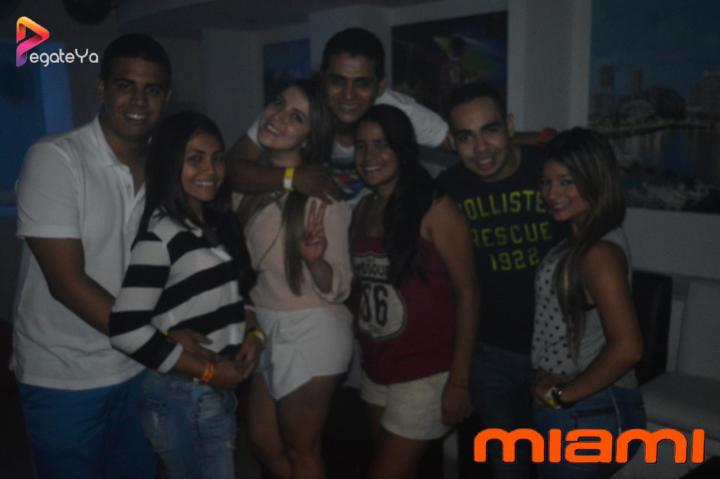 Foto 36 de Miami Bar - 3er & 4to Fds Marzo 2016 en Miami Bar Cali, Cali