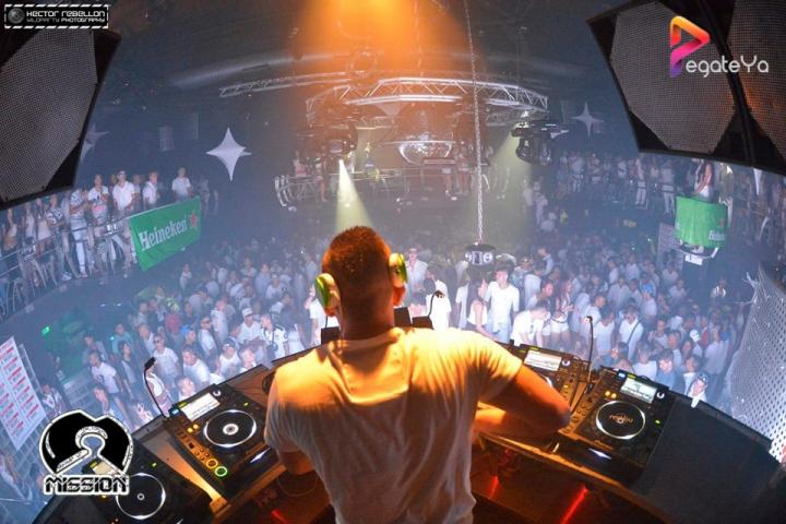 Foto 77 de 5ta Edicion Fiesta Blanca - Mission Club en Pegateya Cali, Cali