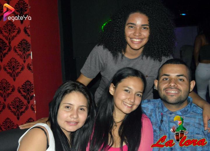 Foto 15 de La Lora - 1er Fds Junio 2017 en La Lora Bar, Cali