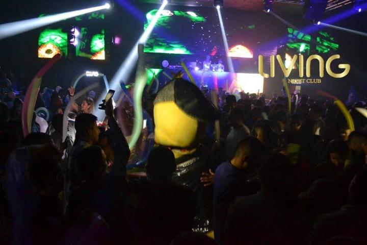 Foto 32 de Living Night Club - 2do/3er fds Junio en Living Night Club, Cali