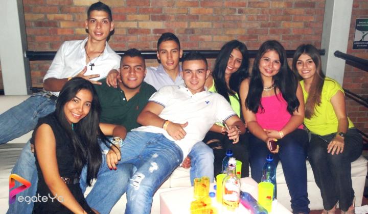 Foto 11 de Favela Club - Maro 08 del 2015 en Favela Club Menga, Cali