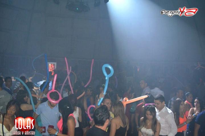 Foto 182 de Lolas Club - Amor y Amistad en Lolas Club Menga Cali, Cali