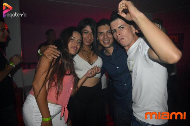 Foto 41 de Miami - 4To Fds Abril 2016 en Miami Bar Cali, Cali