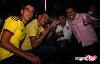 Foto 107 de Octubre 12 del 2013 en Am / PM Bar - Cali, Cali