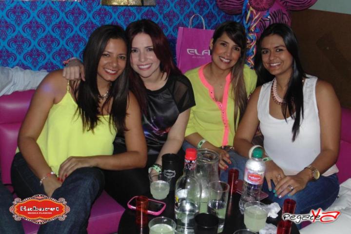 Foto 2 de Kabaret Bar- Oct 4 del 2014 en Kabaret - Granada, Cali