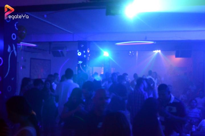 Foto 54 de Ahma Bar - 5to FDS Enero 2016 en Ahma Cali, Cali
