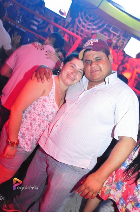 Foto 15 de El Manicomio sábado 25 de abril 2015 en Discoteca El Manicomio Bucaramanga, Bucaramanga