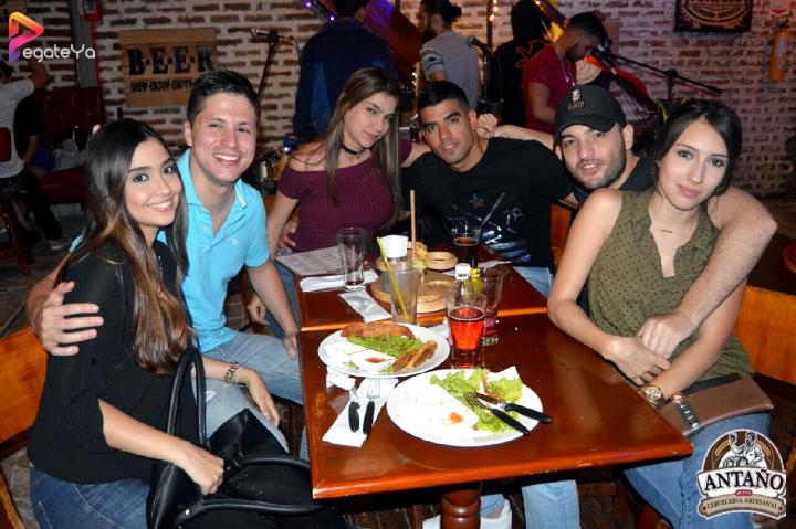 Foto 3 de Antaño Resto - 1er FDS Abril 2017 en Antaño Resto, Cali