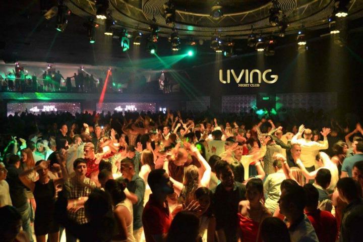 Foto 24 de Living - 1er Fds Abril 2017 en Living Night Club, Cali