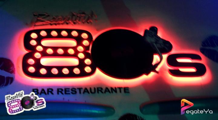 Foto 23 de Beautiful 80`s - Enero 17 y 24 del 2015 en Beautiful 80`s Cali, Cali