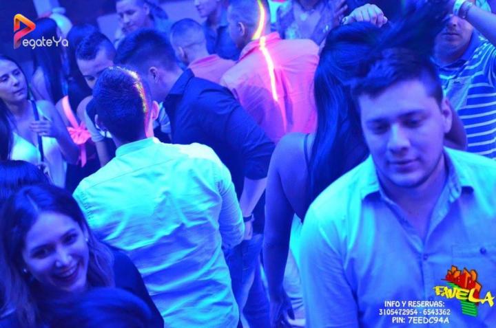 Foto 14 de Favela - 2do FDS Marzo 2016 en Favela Club Menga, Cali
