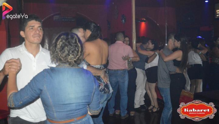 Foto 25 de Kabaret Bar - 1ER Fds Junio 2017 en Kabaret - Granada, Cali
