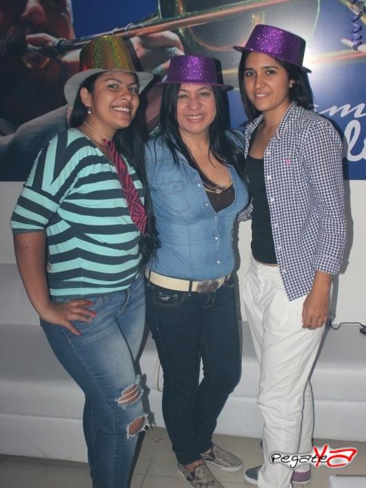 Foto 16 de Mamasalsa - 5to FDS Nov 2014 en Mama Salsa