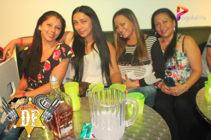 Foto 20 de DF Disco Club - 2do FDS Julio 2016 en DF Disco Club, Cali