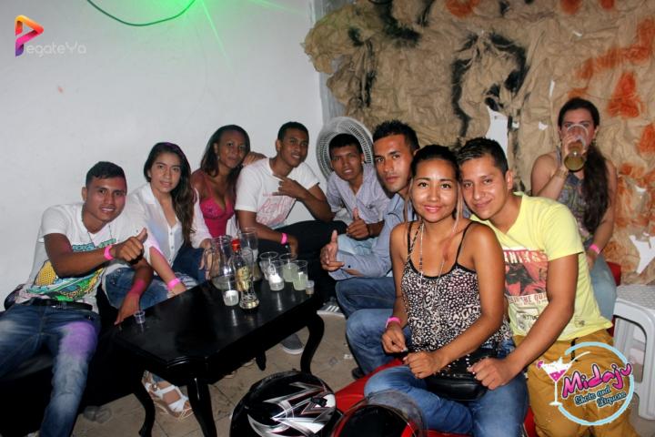 Foto 29 de Midaju - Feria 2015 en Midaju Bar