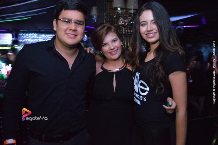 Foto 22 de PISO V - Viernes 15 de julio 2016 en Bar Piso V Bucaramanga, Bucaramanga