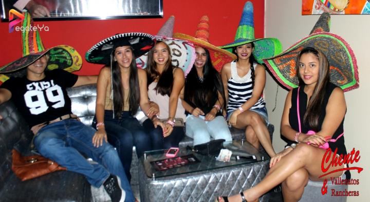 Foto 10 de Chente - 1er FDS Julio 2015 en CHENTE Vallenatos y Rancheras, Cali