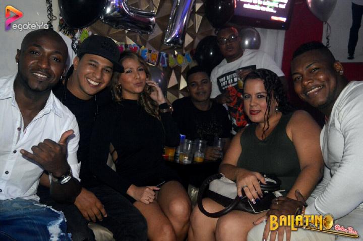 Foto 33 de Bailatino - 3er Fds Abril 2017 en Bailatino - Bar, Cali