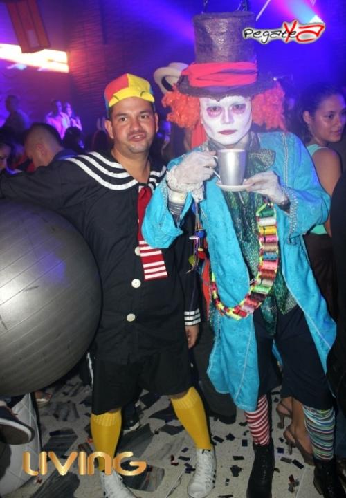 Foto 40 de Living Night Club - Halloween 2014 en Living Night Club, Cali