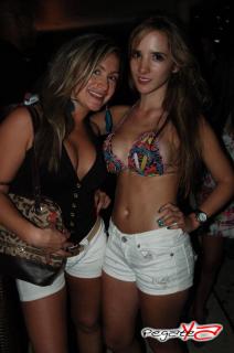 Foto 33 de Envy Pool Party 26 de Mayo en Discoteca ENVY Bar Medellin, Medellín